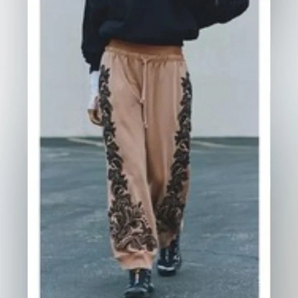 SOLD - Picture 3 of 11